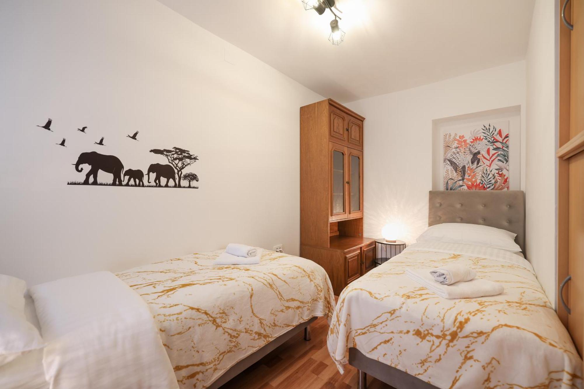Viva - 2 Bedroom Apt In City Centar Zadar Eksteriør billede