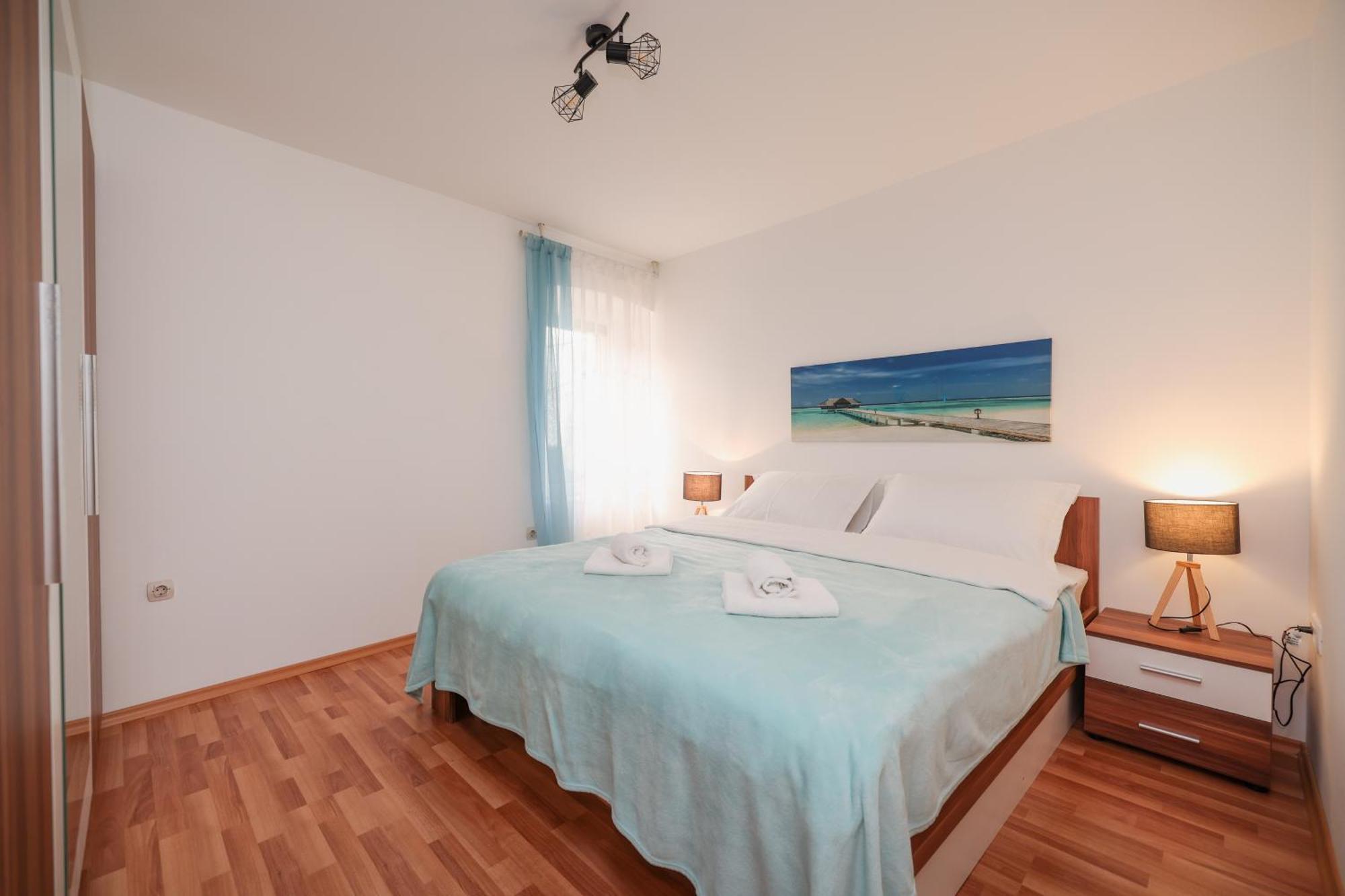 Viva - 2 Bedroom Apt In City Centar Zadar Eksteriør billede